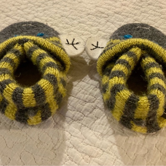 Cozy Striped Wool Slippers - Picture 2 of 3